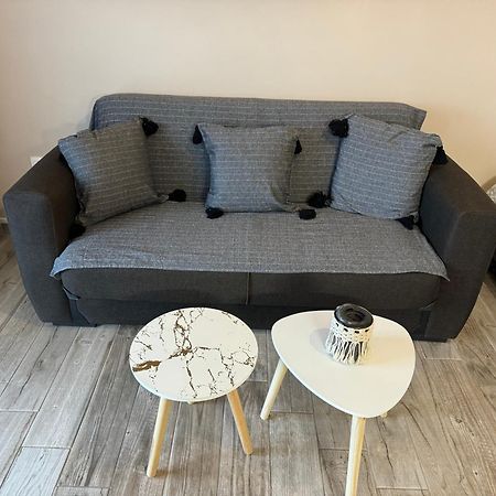 Panos' Studio 米里纳 外观 照片